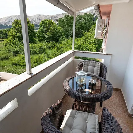 La Natalli Baška
