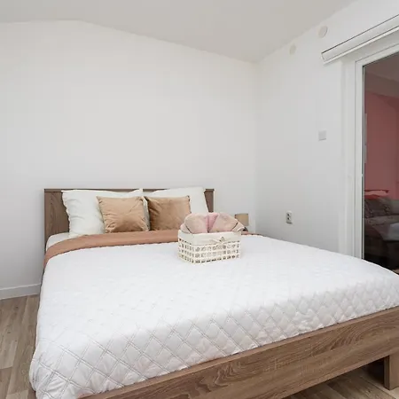 Apartman La Natalli Baška