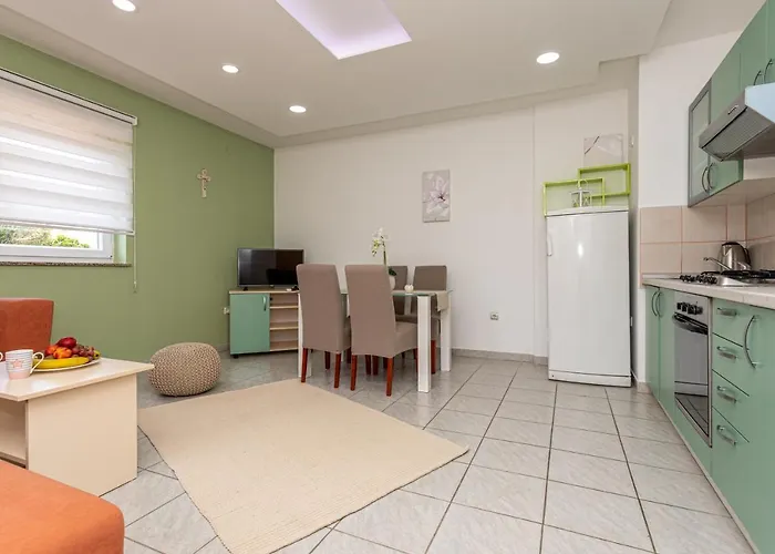Apartment La Natalli Baska (Krk)
